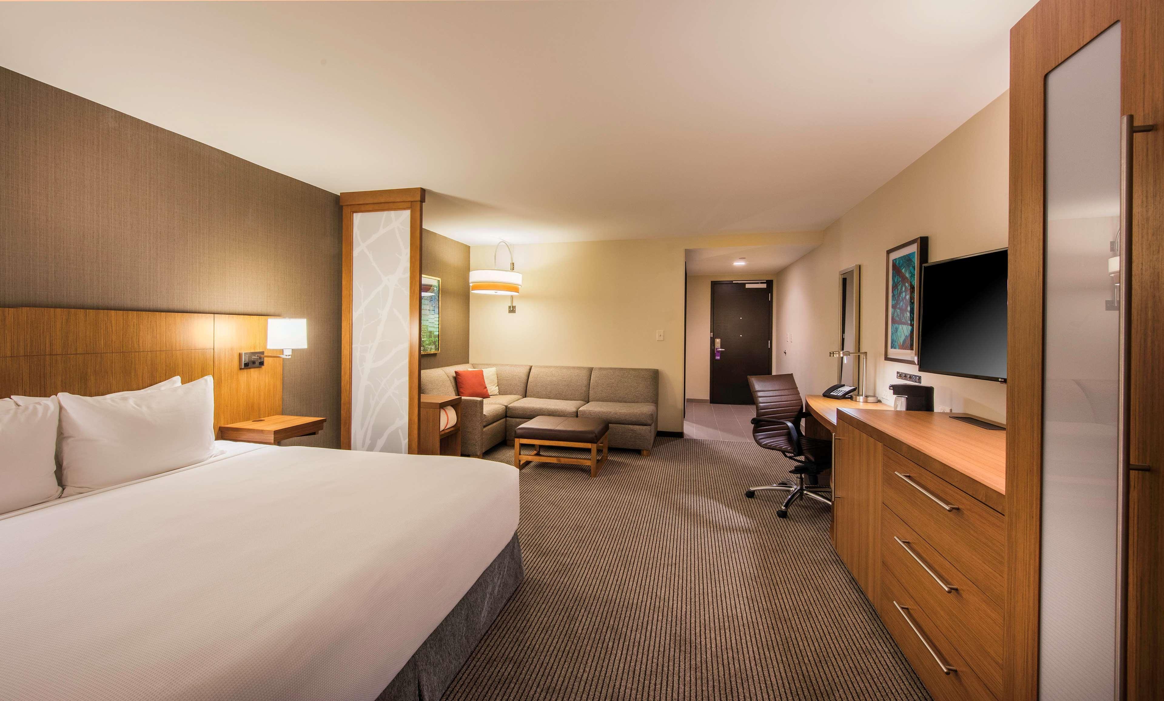 Hyatt Place Cleveland/Westlake/Crocker Park Exterior photo